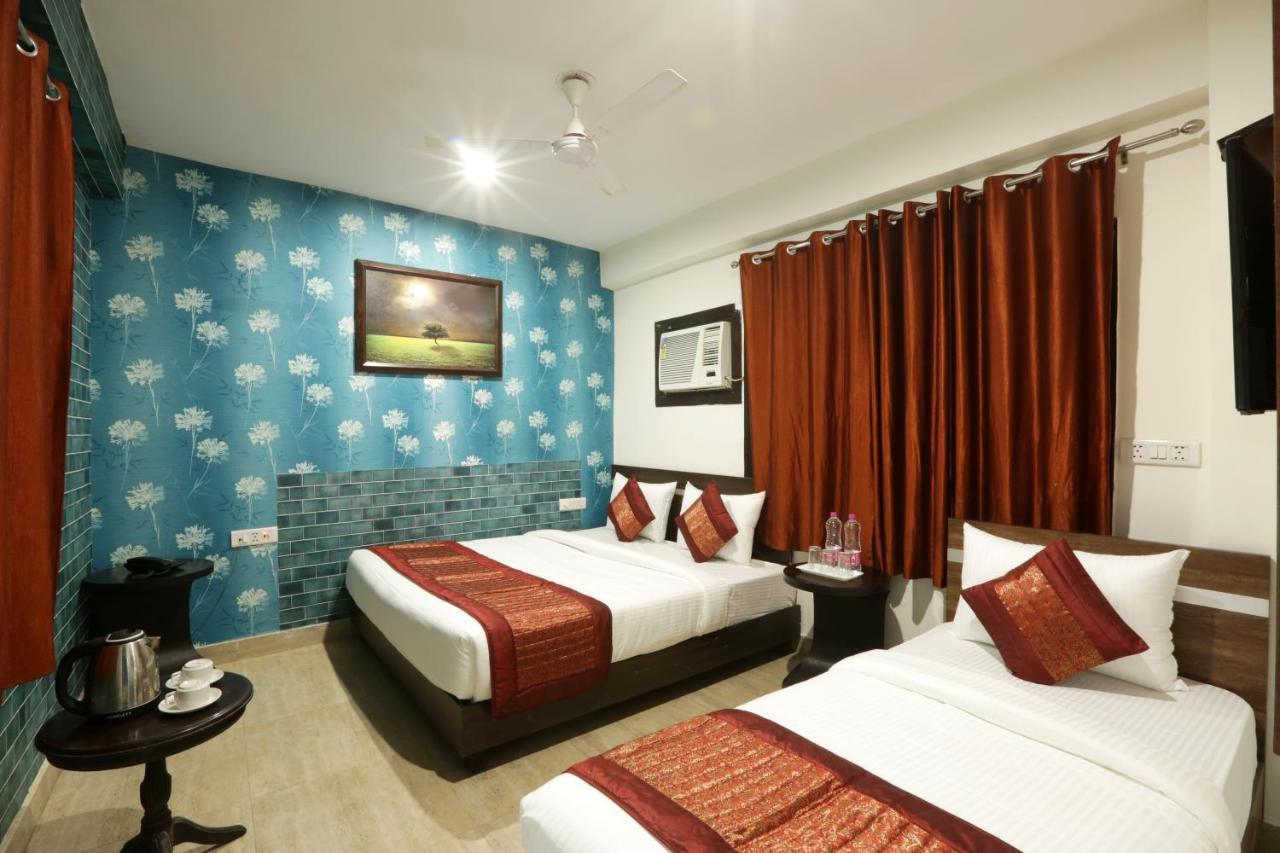 Hotel Airport Star Új-Delhi Kültér fotó