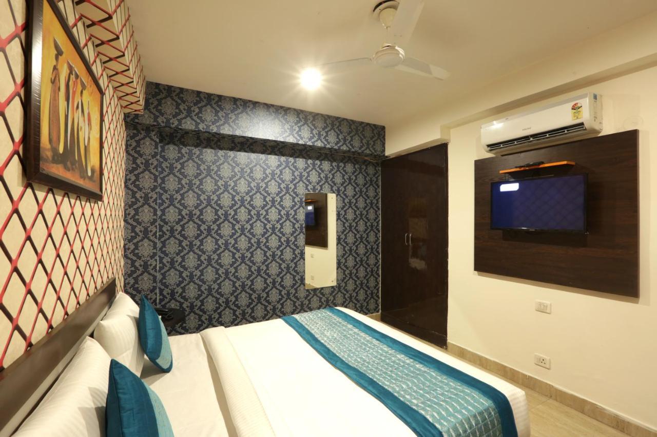 Hotel Airport Star Új-Delhi Kültér fotó