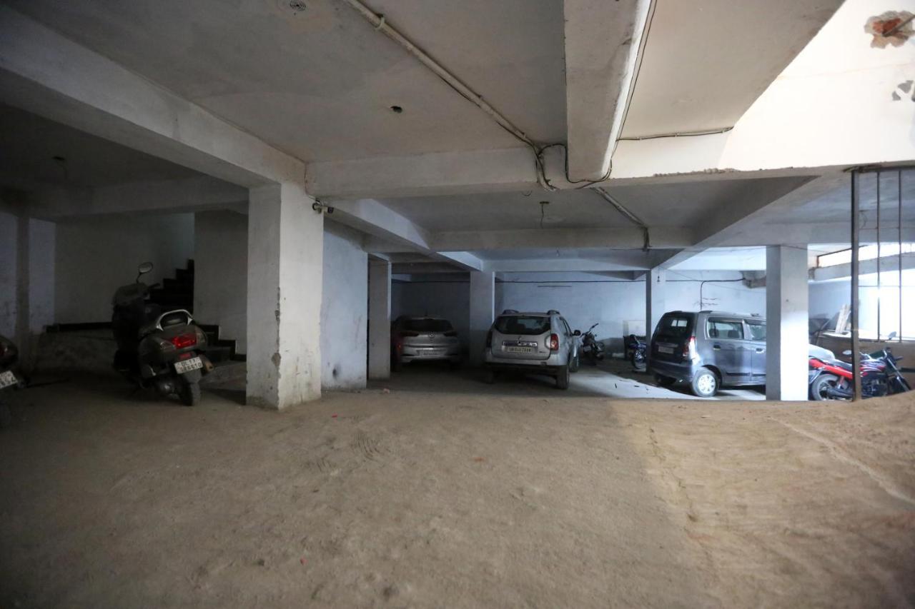 Hotel Airport Star Új-Delhi Kültér fotó